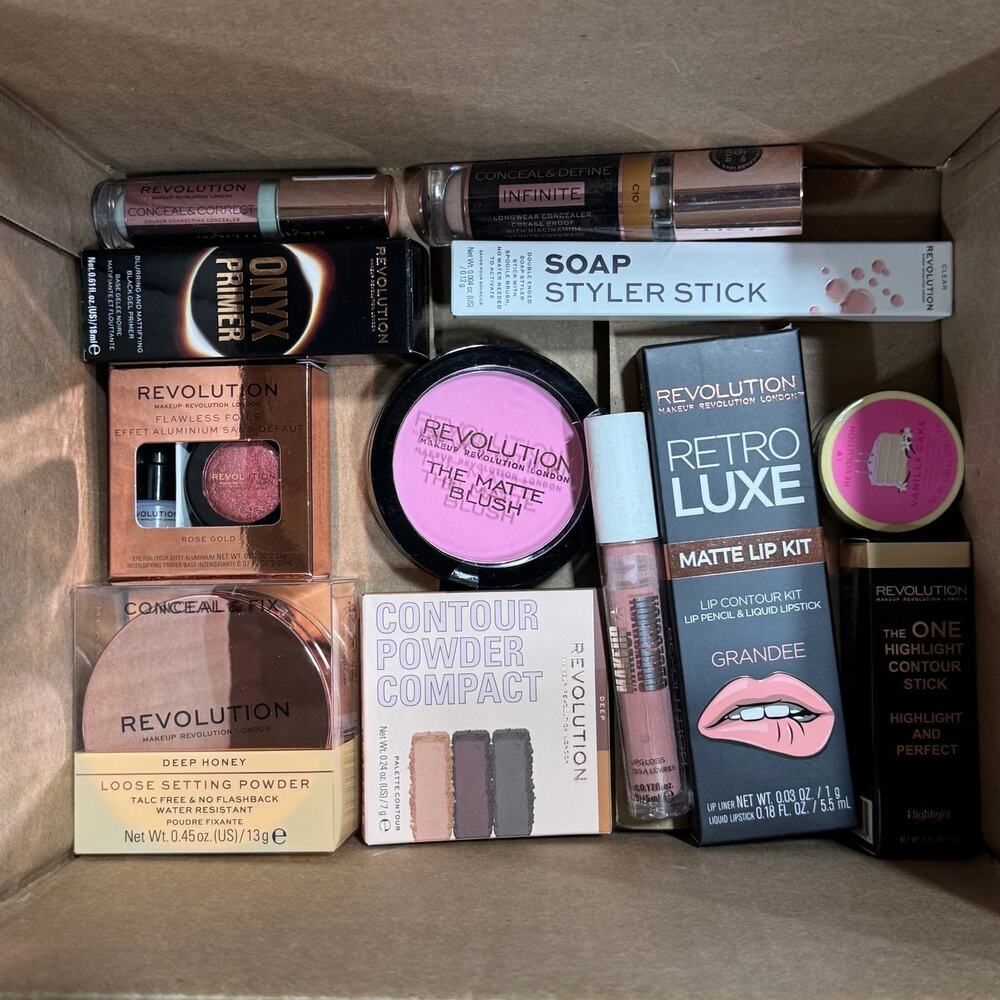 100 Pcs Revolution Resellers Makeup Bundle. - Picture 4 of 5